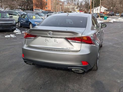 Used 2018 Lexus IS 300 AWD w/ Comfort Package image 12