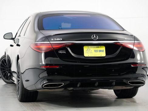 Used 2022 Mercedes-Benz S 580 4MATIC Sedan image 6