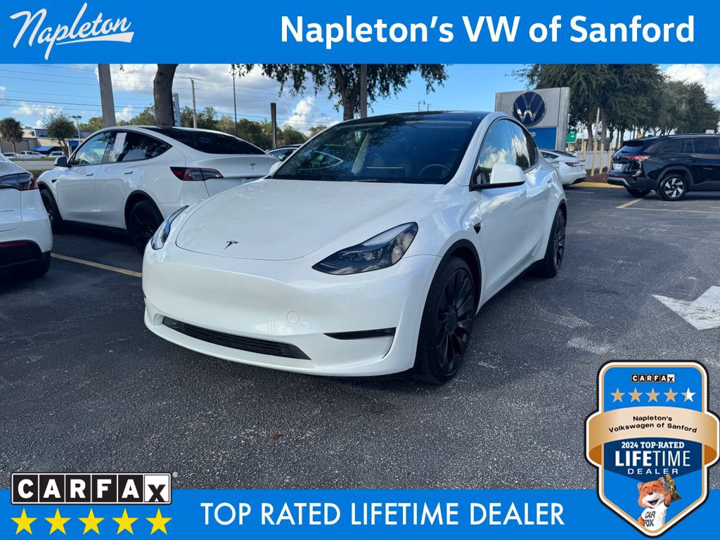 Used 2024 Tesla Model Y Performance AWD/4WD image 1
