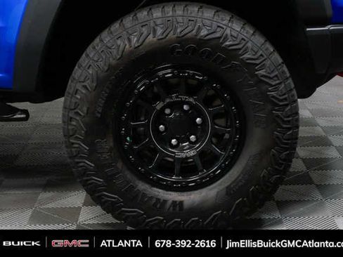 Used 2024 GMC Canyon AT4X w/ AT4X AEV Edition AWD/4WD image 38