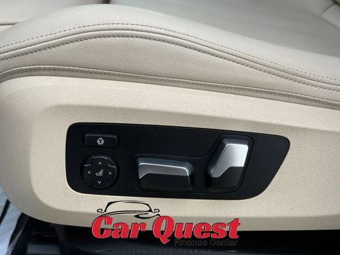 Used 2019 BMW X5 xDrive40i w/ Convenience Package AWD/4WD image 32