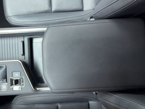 Used 2024 Lexus GX 550 w/ Accessory Package (2T) image 34