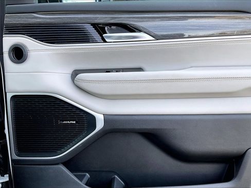 Used 2022 Jeep Wagoneer Series II image 21