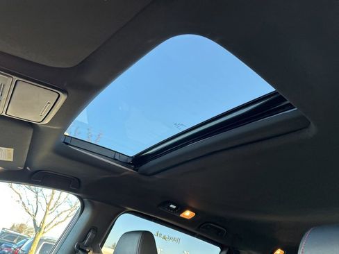 Certified 2023 Honda Odyssey Sport image 5