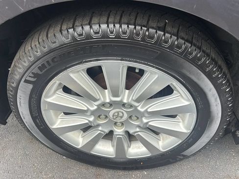 Used 2011 Toyota Sienna Limited w/ Premium Pkg AWD/4WD image 23