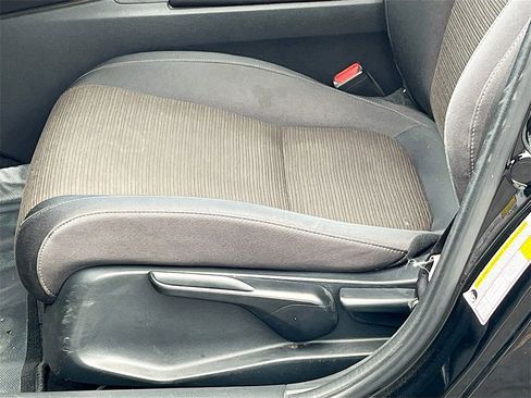 Used 2019 Honda Insight EX image 18