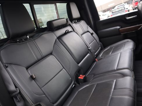 Used 2023 Chevrolet Silverado 2500 High Country w/ Technology Package image 40