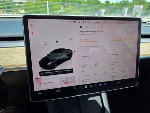 Used 2023 Tesla Model 3 Standard Range RWD image 36