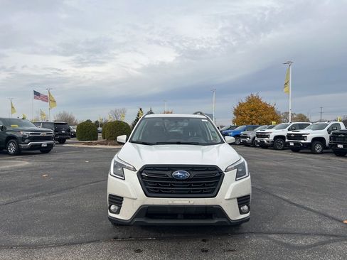 Used 2022 Subaru Forester Premium w/ Popular Package #1 image 2