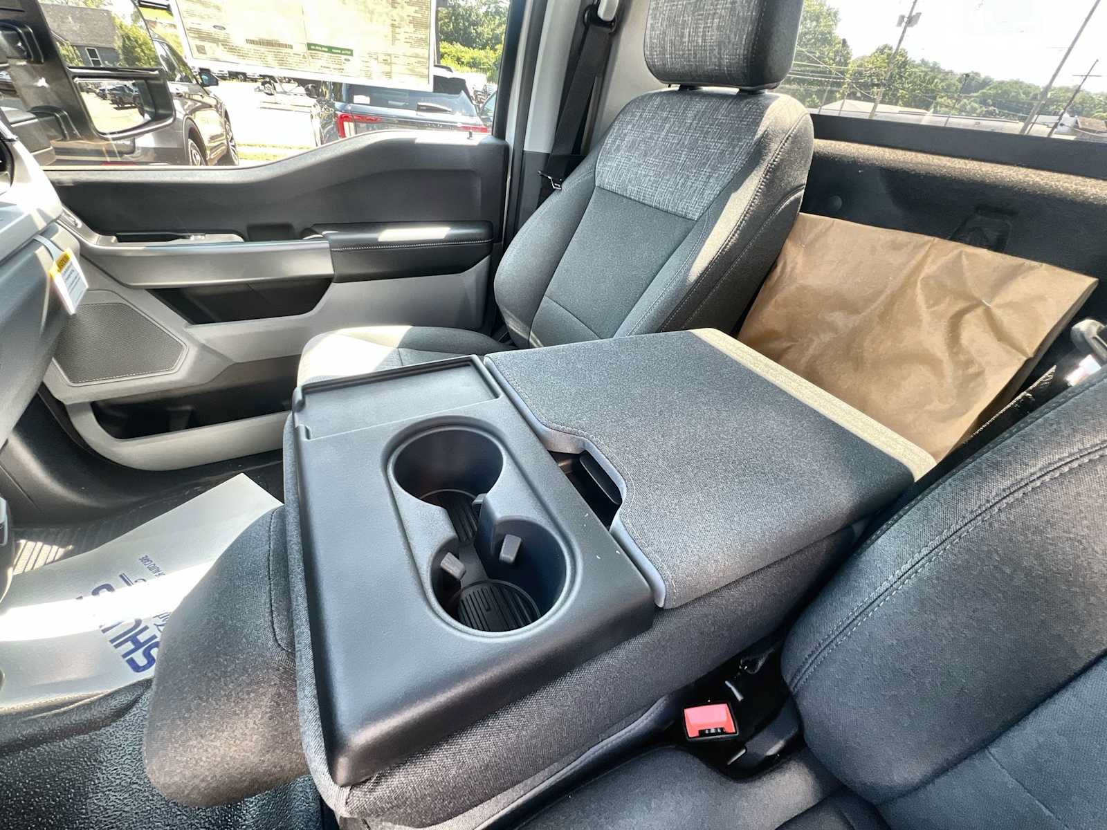 New 2024 Ford F550 2WD Regular Cab Super Duty w/ XLT Value Package image 32