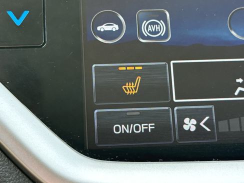 Certified 2025 Subaru Ascent Premium AWD/4WD image 17
