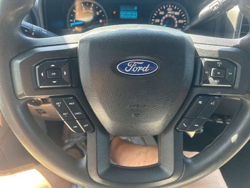 Used 2018 Ford F150 XLT image 23