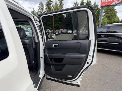 Used 2011 Honda Pilot Touring image 32