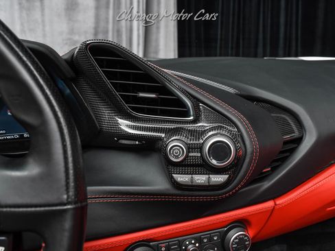 Used 2018 Ferrari 488 Spider RWD image 17