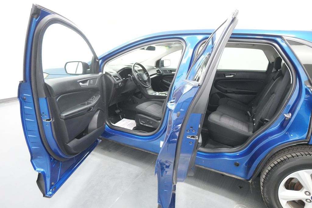 Used 2020 Ford Edge SE AWD/4WD image 18