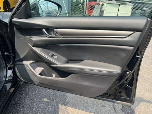 Used 2019 Honda Accord LX image 20