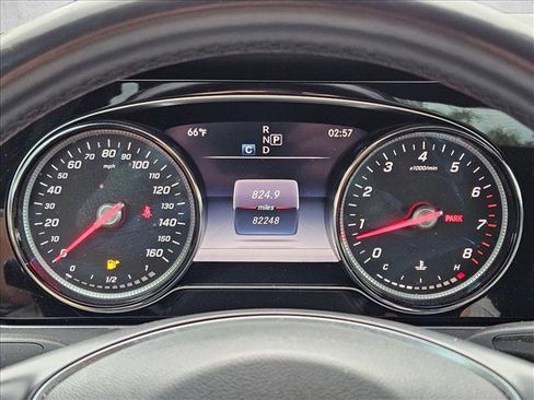 Used 2018 Mercedes-Benz E 300 image 6