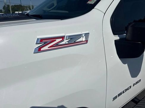 Used 2023 Chevrolet Silverado 3500 LT w/ All Star Edition AWD/4WD image 8