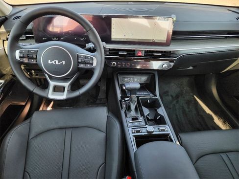 New 2025 Kia K5 EX image 12