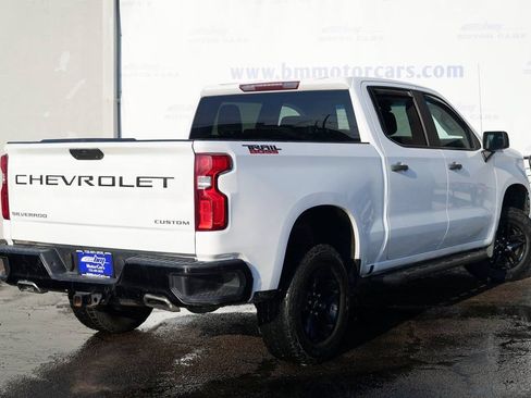 Used 2020 Chevrolet Silverado 1500 Custom Trail Boss w/ Custom Convenience Package AWD/4WD image 3
