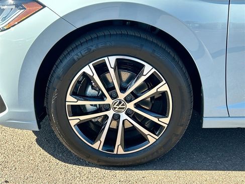 New 2025 Volkswagen Jetta Sport image 6
