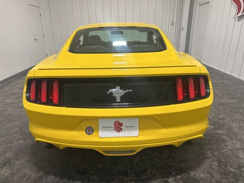 Used 2016 Ford Mustang Coupe w/ Equipment Group 051A RWD image 7