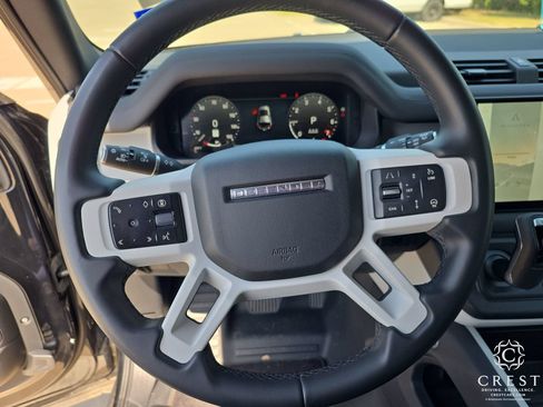 Used 2025 Land Rover Defender 110 S AWD/4WD image 14