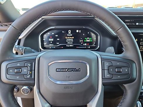 Certified 2025 GMC Sierra 1500 Denali w/ Denali Reserve Package image 16