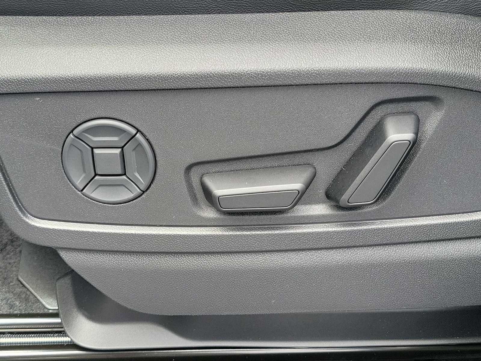 New 2026 Audi Q5 Premium Plus AWD/4WD image 16