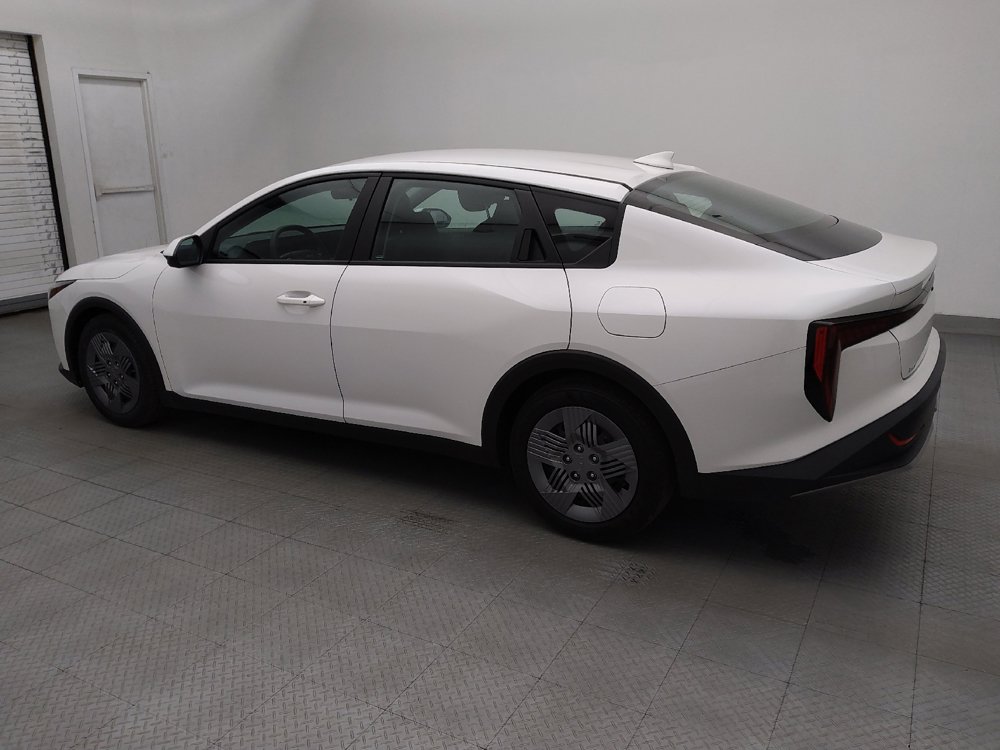 Used 2025 Kia K4 FWD image 3