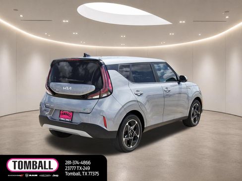 Used 2024 Kia Soul EX FWD image 7