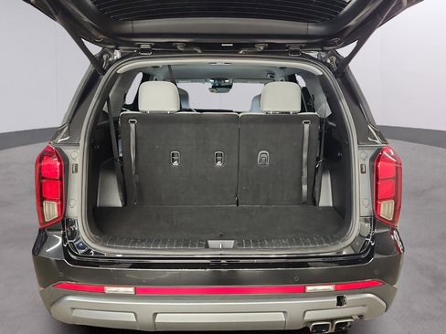 Used 2025 Hyundai Palisade SEL AWD/4WD image 9