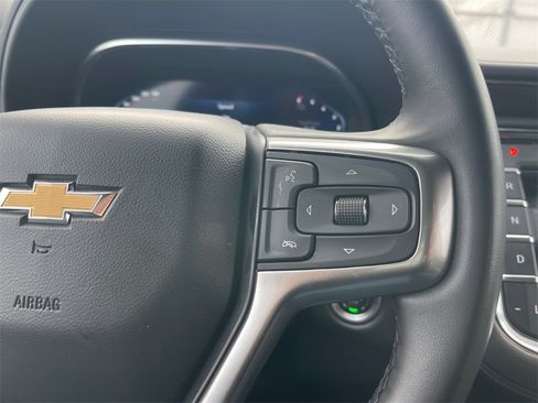 Used 2024 Chevrolet Suburban LT image 14