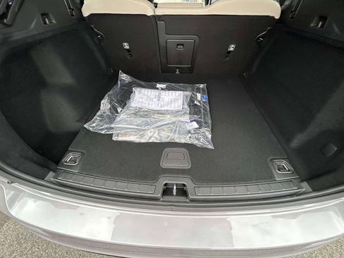 New 2026 Volvo XC60 B5 Core w/ Climate Package image 16