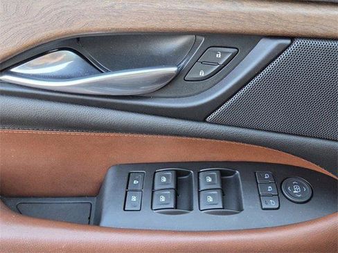 Used 2020 Cadillac Escalade Luxury image 20