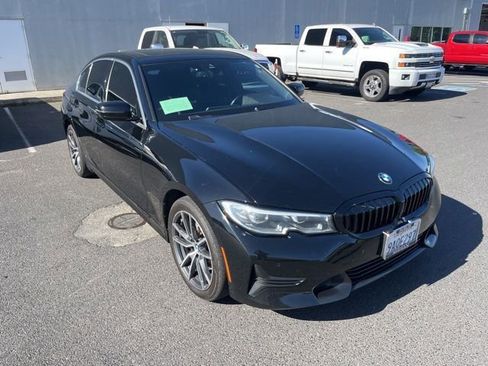 Used 2022 BMW 330i xDrive Sedan w/ Driving Assistance Package AWD/4WD image 3