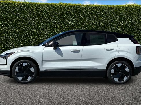 New 2026 Volvo EX30 Ultra w/ Climate Package AWD/4WD image 3