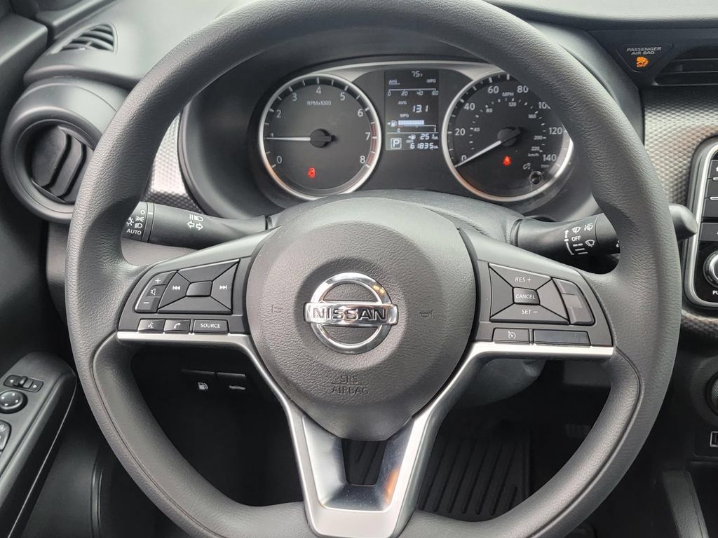 Used 2020 Nissan Kicks S FWD image 19