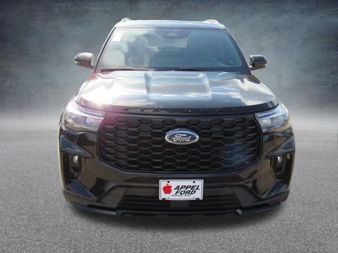 Used 2025 Ford Explorer ST-Line AWD/4WD image 9