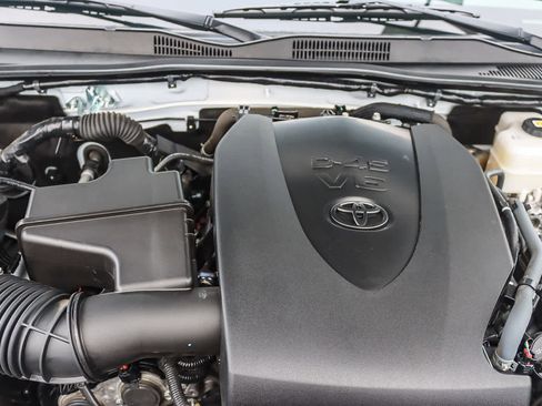 Used 2023 Toyota Tacoma TRD Off-Road image 26