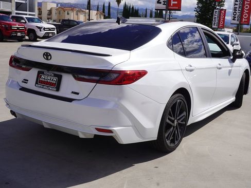 Used 2026 Toyota Camry XSE image 5