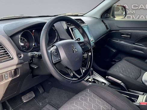 Used 2024 Mitsubishi Outlander Sport LE AWD/4WD image 14