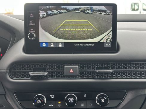 New 2026 Honda HR-V LX image 18