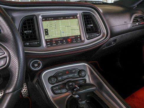Used 2022 Dodge Challenger R/T Scat Pack RWD image 14