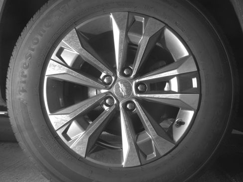 Used 2025 Chevrolet Equinox LT FWD image 15