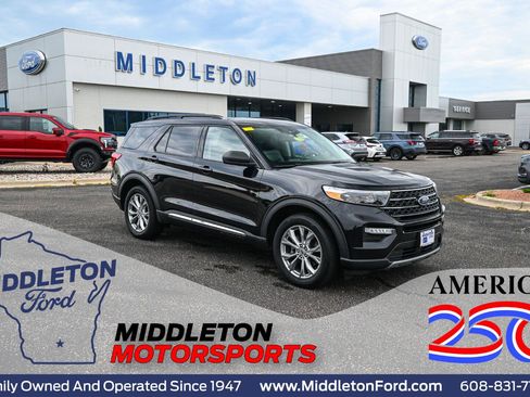 Used 2020 Ford Explorer XLT w/ Equipment Group 202A AWD/4WD image 1