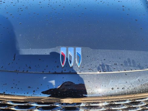 New 2026 Buick Envision Avenir image 10