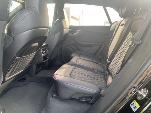 New 2026 Audi SQ8 Premium Plus image 30