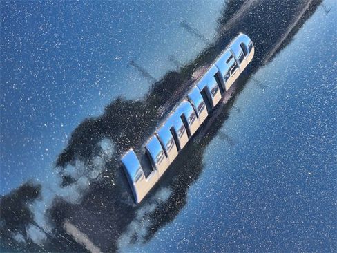 Used 2022 Toyota 4Runner Limited image 12