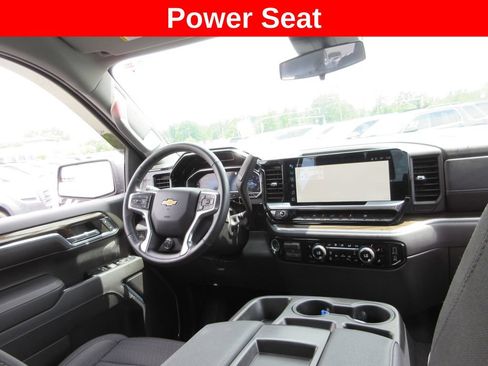Certified 2023 Chevrolet Silverado 1500 LT AWD/4WD image 22
